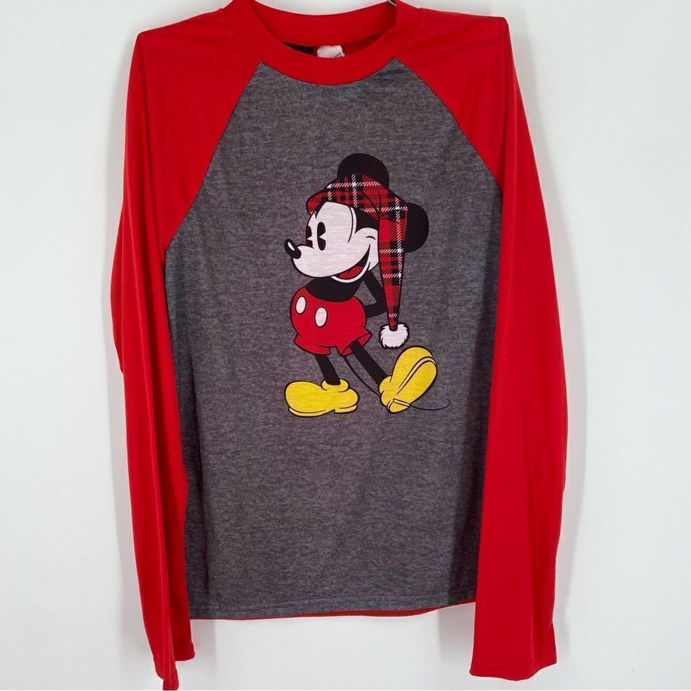 Disney Women’s Long Sleeve Crew Neck Mickey Printed Pajama Top size L